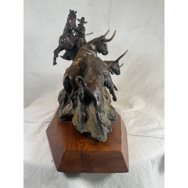 Figurative Chris Navarro “Range Rights” Bronze Sculpture – Limited Ed. 7/50 – Large Western Cowboy For Sale - Image 3 of 11