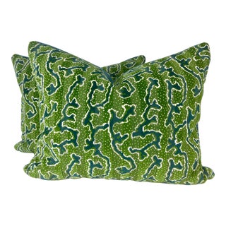 Schumacher "Corail Velvet" in Emerald 16"x20" Pillows-A Pair For Sale