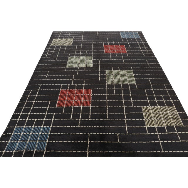 1960s Vintage Zeki Müren Rug in Black With Multicolor Geometric Pattern | Rug & Kilim For Sale - Image 5 of 7