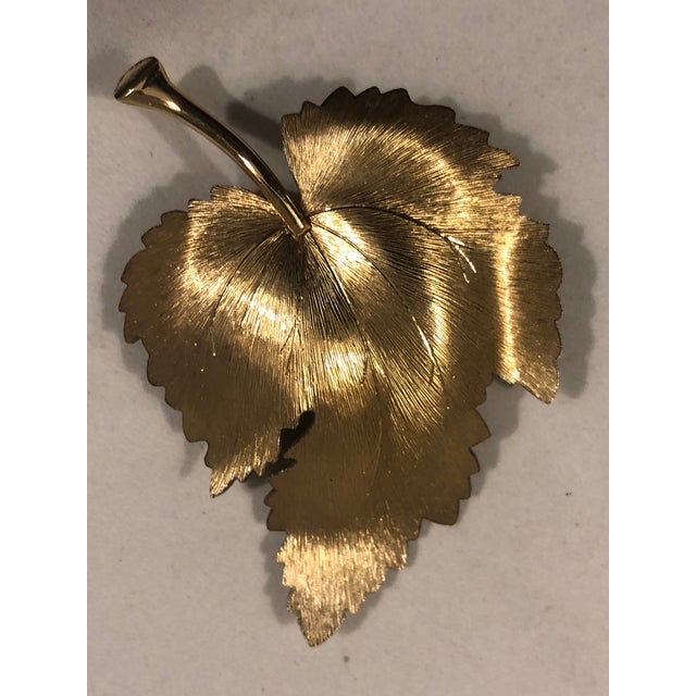1950s Krementz 14k Gold Overlay Leaf Brooch For Sale - Image 9 of 9