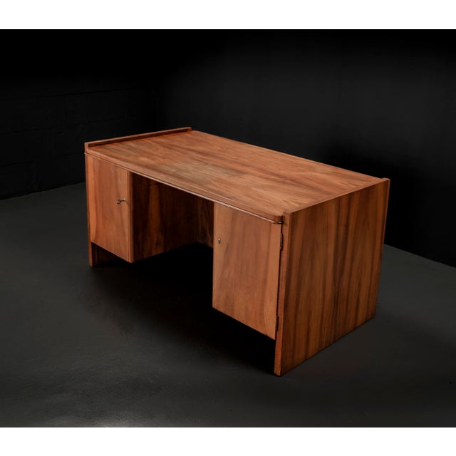 Art Deco Desk in Walnut by Bruno Paul for Veb Deutsche Werkstätten Hellerau, 1930s For Sale - Image 15 of 18
