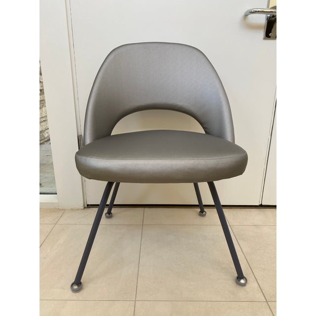 Stunning set of 10 authentic (Unmarked) Saarinen Executive armless dining chairs in perfect condition! Custom upholstered...