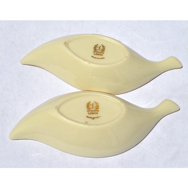 1960s Set of 4 Lenox Cream Ceramic Lighter Cigarette Holder Two Ashtrays Gold Trim For Sale - Image 13 of 14