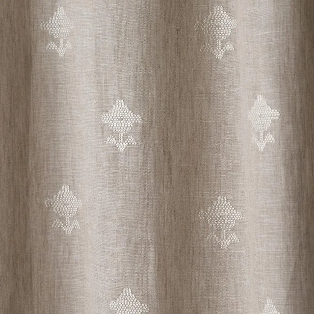 Not Yet Made - Made To Order Sample - Schumacher Rubia Sheer Fabric in Natural For Sale - Image 5 of 5