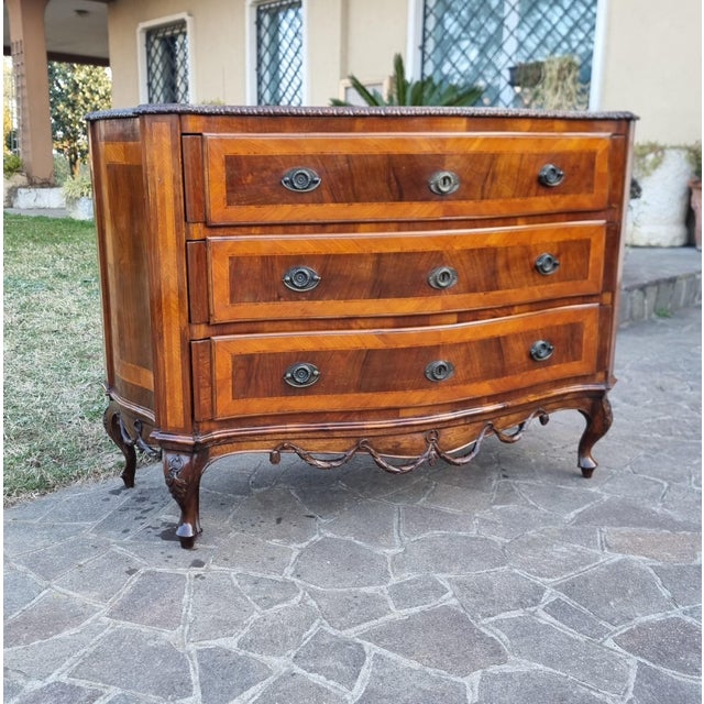 Mid 19th Century 19th Century Venetian Chest of Drawers with Palm Inlays in Walnut, 1860s For Sale - Image 5 of 9