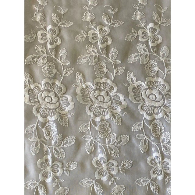 1960s Vintage France Voiles Embroidered Sheer Panel Curtain White For Sale In Pittsburgh - Image 6 of 7