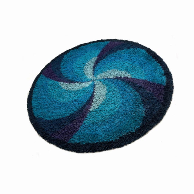 Xxl high pile rya rug decade: 1970s producer: ege rya de luxe taepper, denmark (see original label) material: 100% pure...