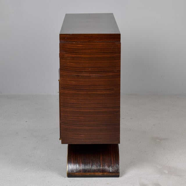 Brown French Art Deco Rosewood and Brass Buffet With Sliding Glass Doors at Top For Sale - Image 8 of 12