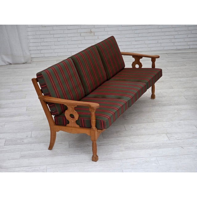 Wood Danish 3-Seater Sofa in Green Wool and Oak, 1970s For Sale - Image 7 of 18