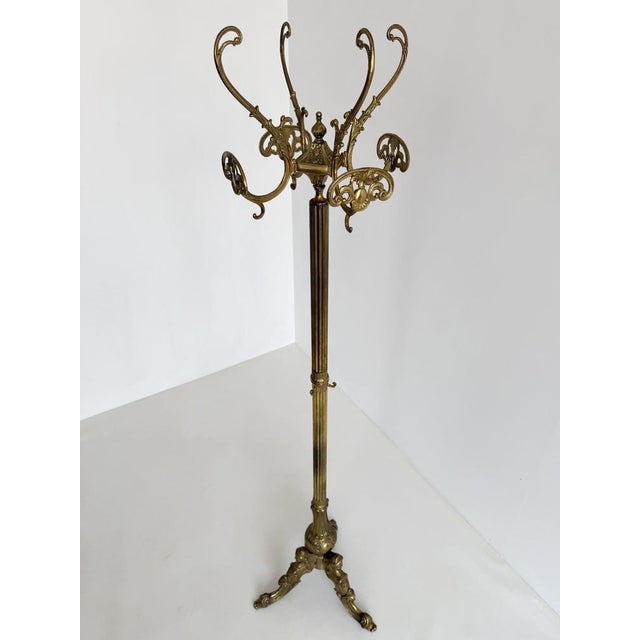 Vintage Italian Brass Coat Rack with Rotating Crown and Female Face Tripod Base, 1960s For Sale - Image 11 of 18