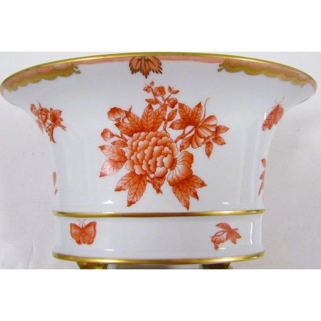 1940s Herend Porcelain Claw Footed Hand Painted Chinese Bouquet Rust Apponyi Orange Vase For Sale - Image 13 of 16