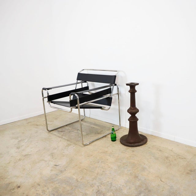 Industrial 1920s Industrial Table Base Made in Cast Iron For Sale - Image 3 of 4