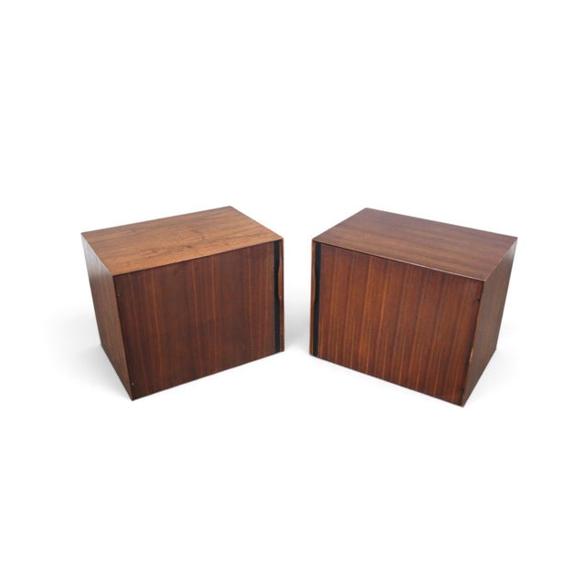 Brown Mid 20th Century Pair of John Kapel Nightstands in Walnut, Attributed For Sale - Image 8 of 8