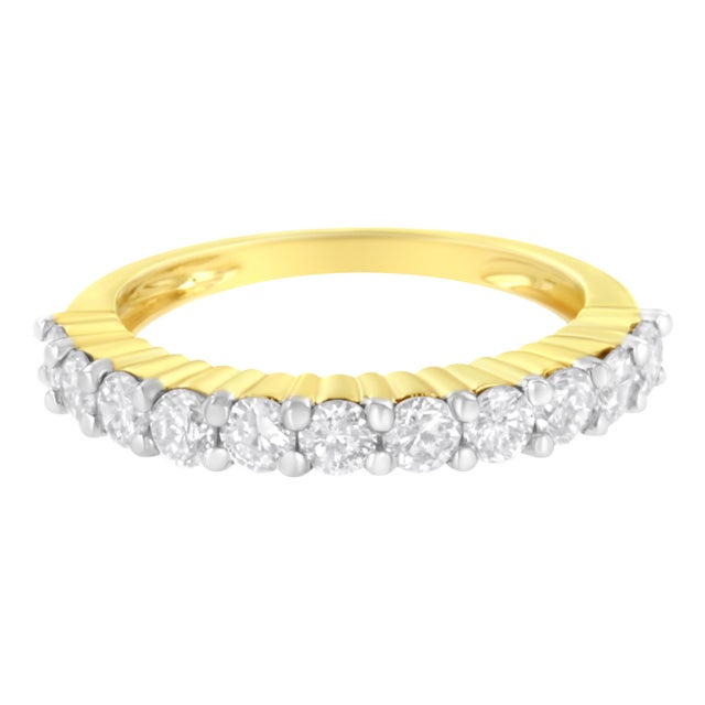 Contemporary IGI Certified 1.0 Cttw Diamond 10K Yellow Gold Prong Set Fluted Band Style Wedding Ring - Size 8 For Sale - Image 3 of 6