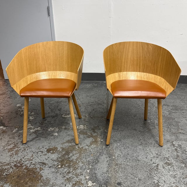 Design Plus Gallery presents a Pair of CH04 Houdini Armchair by Stefan Diez from E15. Designed in 2009, the chairs are...
