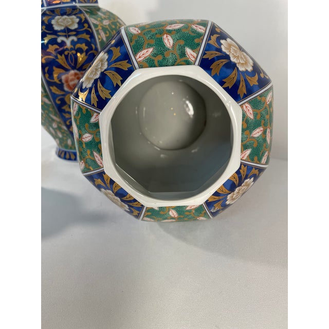 1970s Japanese Otagiri "Kushan Kiln" Lidded Ginger Temple Jars - A Pair For Sale - Image 14 of 17