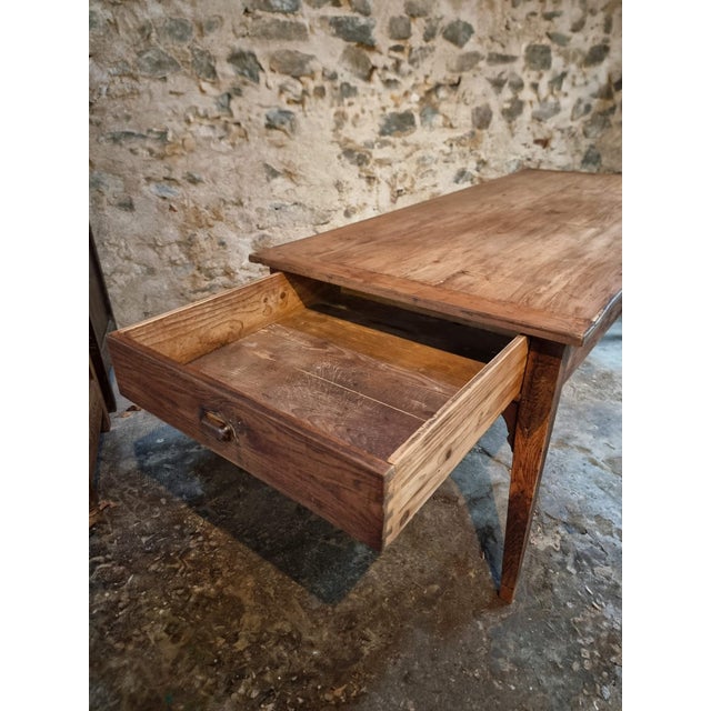 Brown Antique French Farmhouse Dining Table in Oak and Pine with 3 Drawers, 19th Century For Sale - Image 8 of 18