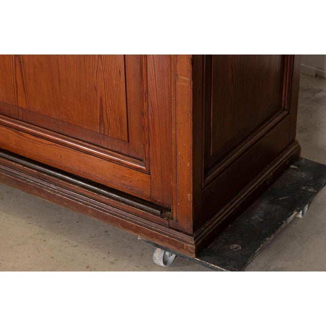 19th Century English Pine Housekeepers Cupboard, 1890 For Sale - Image 12 of 18