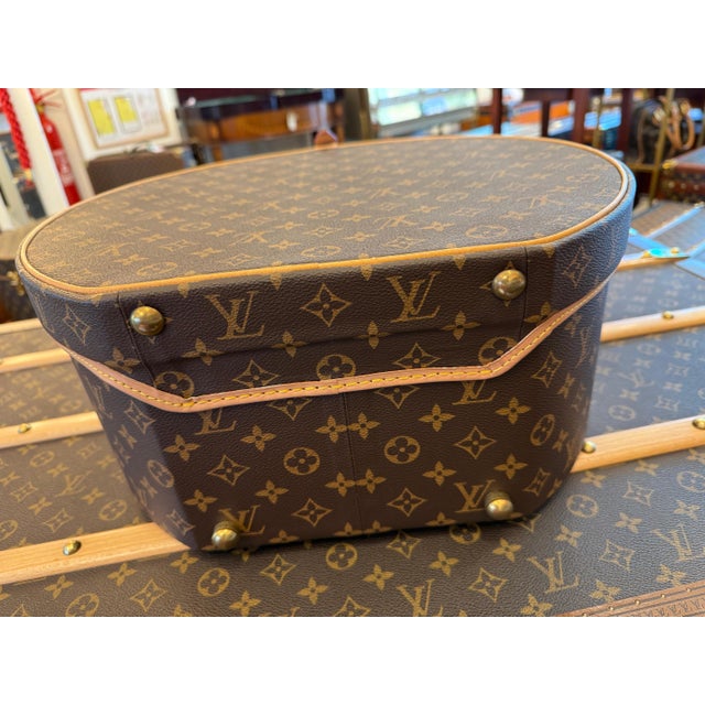 Animal Skin Round Hat Box from Louis Vuitton, 2000s For Sale - Image 7 of 16