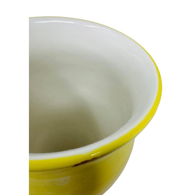 Vintage 1980s Italian Hand-Painted Yellow Floral Ceramic 12-Inch Urn Vase For Sale - Image 10 of 12
