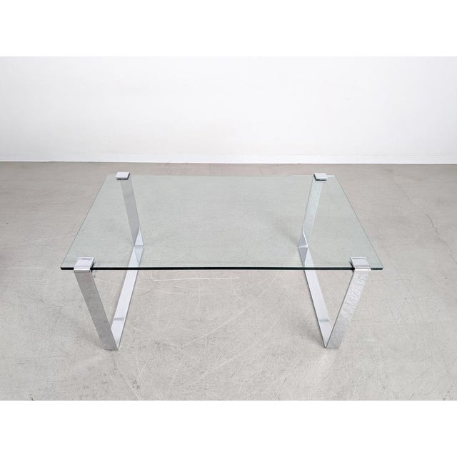 Postmodern Glass Dining Table with Chrome Finish from Draenert For Sale - Image 3 of 9