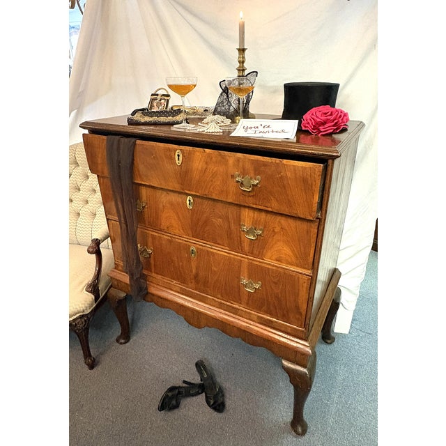 19th Century Georgian Chest of Drawers With Flame Mahogany Fronts on Stand For Sale - Image 14 of 14