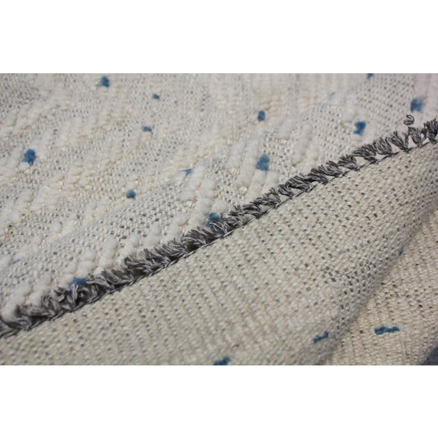 Hand Knotted Borderless Modern Design Wool & Cotton Rug. 6'0" X 8'10" For Sale - Image 4 of 4