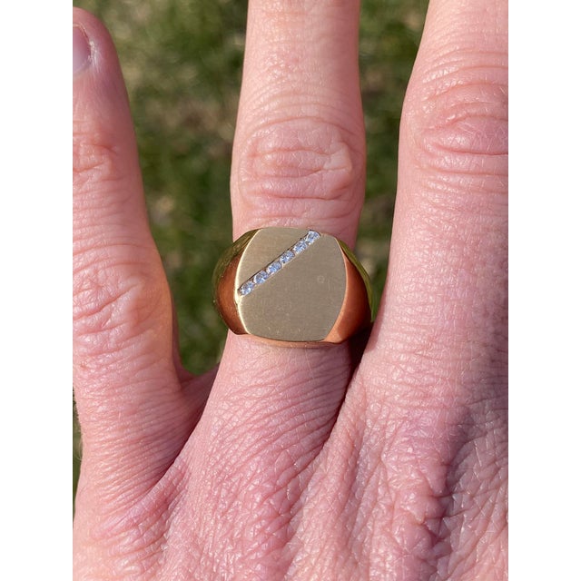 The Hilario: Gentlemen's Natural Diamond Signet Ring in Yellow Gold For Sale - Image 11 of 12