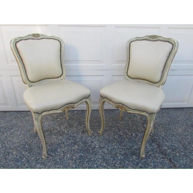 Set of Six Painted French Louis XV Style Dining Chairs For Sale - Image 9 of 18