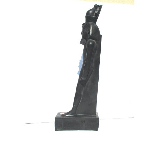 1980s Egyptian Hand Made Statue of Pharaoh For Sale In New York - Image 6 of 13