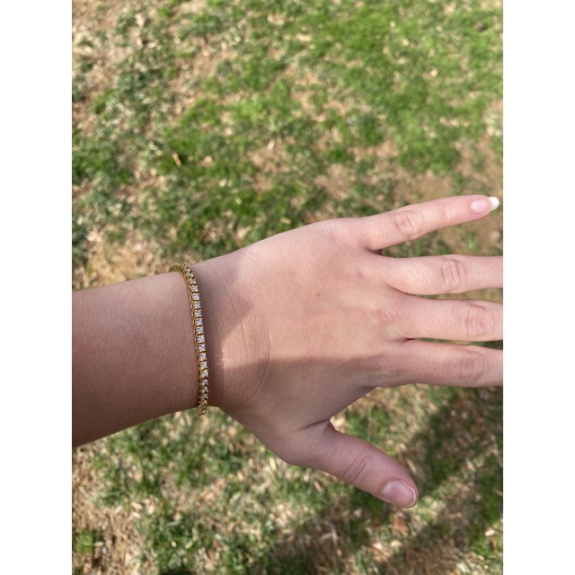 2ctw Diamond Tennis Bracelet, 18k Yellow Gold, 7.13 Inches For Sale In Greensboro - Image 6 of 6