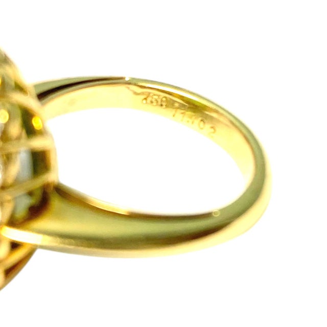 Green late 20th Century 18k Yellow Gold Large Peridot and Diamond Ring, , Size 6 For Sale - Image 8 of 11