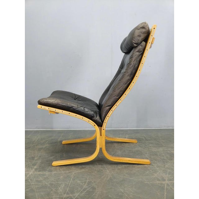 Siesta Lounge Chair in Leather attributed to Ingmar Relling, Norway, 1970s For Sale - Image 12 of 16
