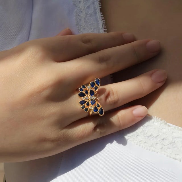 Nina Zhou Butterfly Sapphire Diamond Cocktail Ring in 14k Yellow Gold, size 7 For Sale - Image 10 of 11