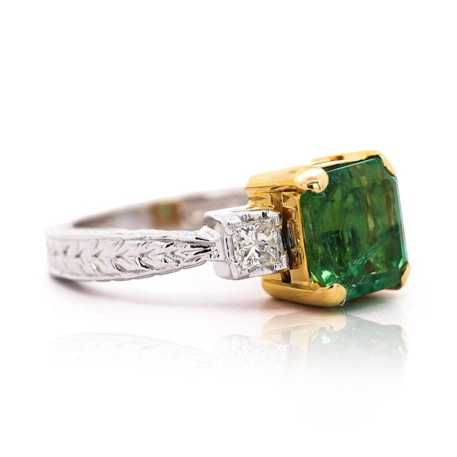 3.38 Carat Colombian Emerald & Diamond Filigree Three Stone Ring, Size 8 For Sale - Image 4 of 10