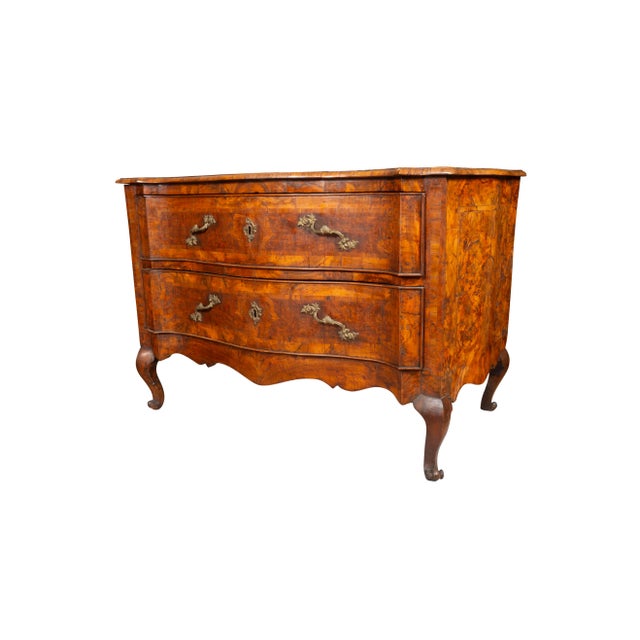 Pair Of Large Venetian Rococo Walnut Commodes A fine pair of commodes in remarkably good condition. With serpentine...