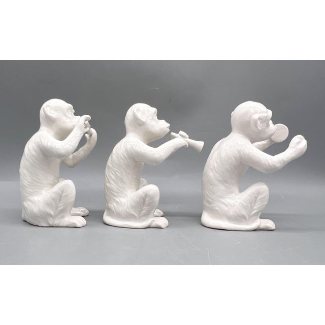 Figurative Vintage Fitz and Floyd White Ceramic Monkey Musician Figurines, Set of 3 — Hollywood Regency / Whimsical For Sale - Image 3 of 15