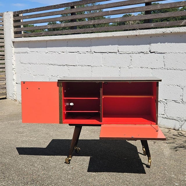 Mid-Century Modern Formica Bar Trolley, 1960s For Sale - Image 10 of 17