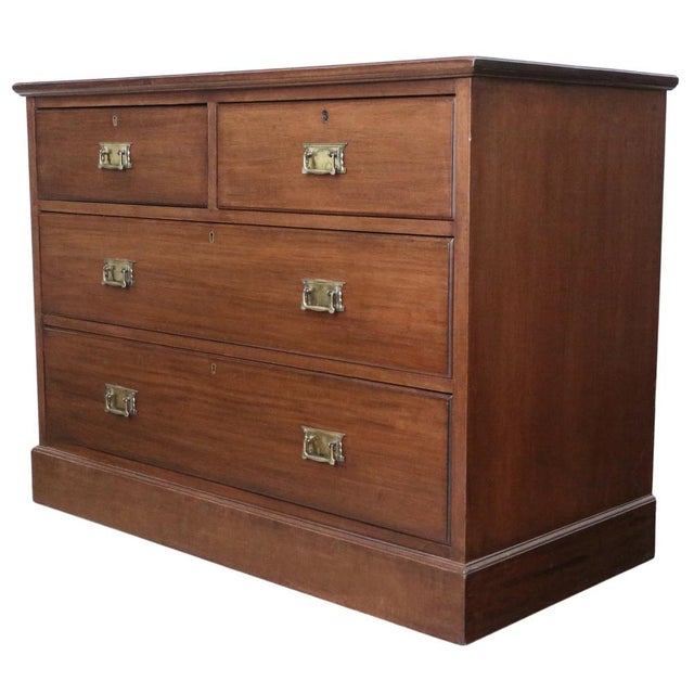 Antique c.1910 Art Nouveau Mahogany Chest of Drawers – Fine Quality A fine quality Art Nouveau mahogany chest of drawers...