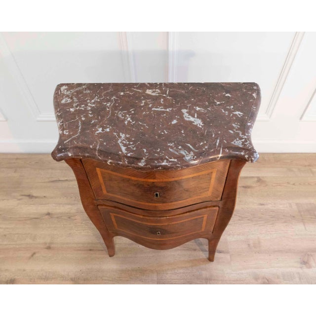 French Small Italian Louis XV Period Curved Chest of Drawers in Walnut, 18th Century For Sale - Image 3 of 8