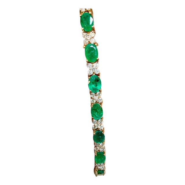 12 Carat Emerald 2.2 Carat Diamond Flower Tennis Bracelet 14 Karat Yellow Gold For Sale
