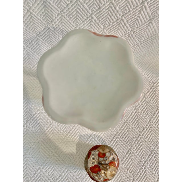 Early 1900’s Japanese Kutani Moriage Porcelain Chocolate Pot With Gilding For Sale - Image 10 of 10