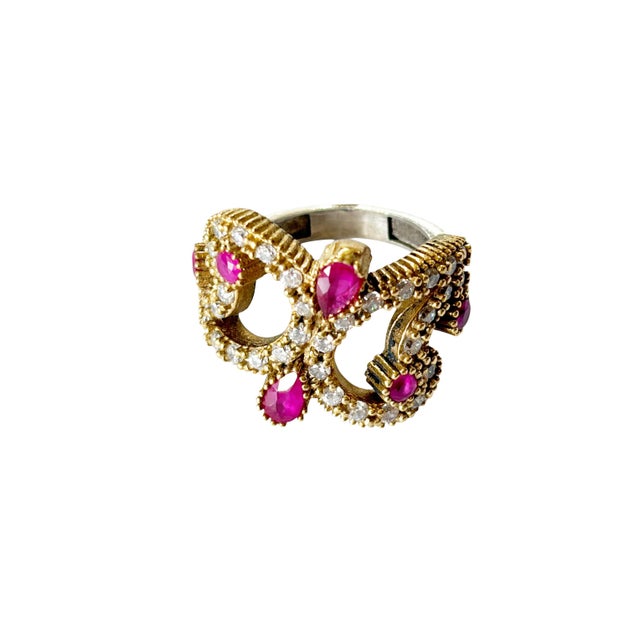 Vintage Sterling Silver Ring W/Natural Ruby and Diamond Size 4 For Sale In New York - Image 6 of 12