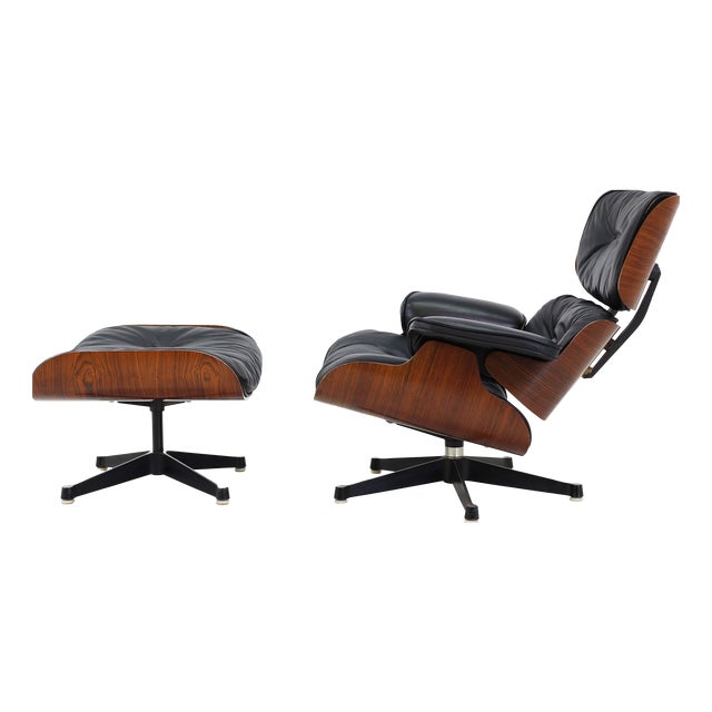 Set of Model 670 Lounge Chair and Ottoman in Rosewood and Black Leather by Charles & Ray Eames for Herman Miller, USA, 1956 For Sale