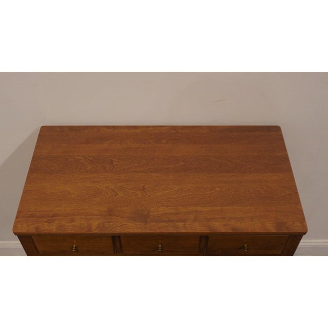 Late 20th Century Ethan Allen Heirloom Maple Nutmeg CRP Custom Room Plan 34" Extension Table 10-4513p For Sale - Image 5 of 9