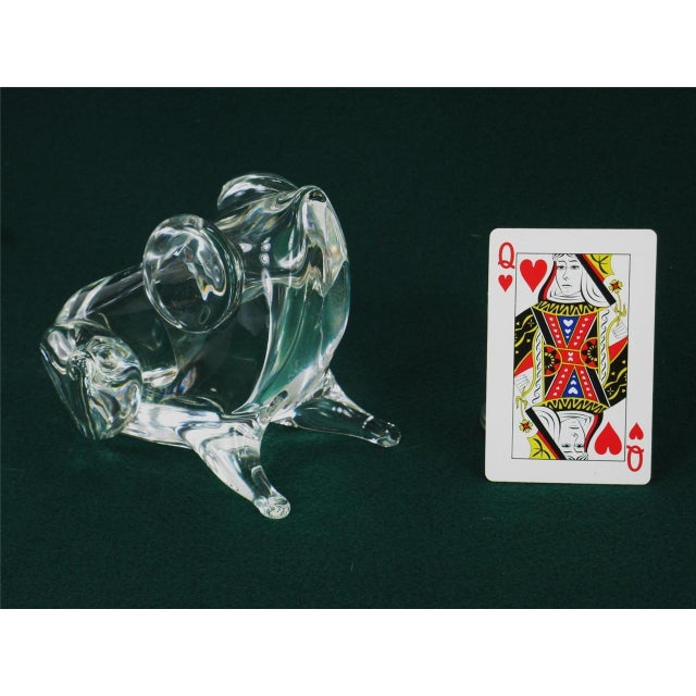 This vintage glass frog paperweight from Murano, Italy is a unique and handmade collectible signed by Licio Zanetti. The...