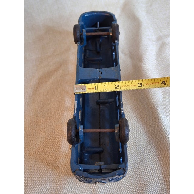 American Vintage Arcade Cast Iron Greyhound Bus 9" Toy 1930s Blue 438b All Original For Sale - Image 3 of 18