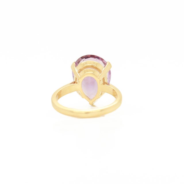 Metal 14k Gold & High Set Pear Cut Amethyst Cocktail Ring For Sale - Image 7 of 10