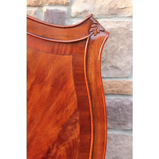 Broyhill Mahogany King-Size Bed From the 100th Anniversary Collection For Sale - Image 6 of 18