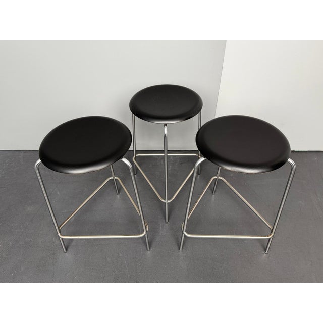 Black High Dot Bar Stools by Arne Jacobsen for Fritz Hansen, Denmark, 1968, Set of 3 For Sale - Image 8 of 8